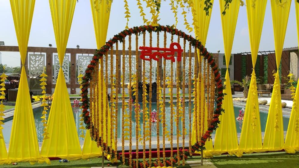 lavanya hotel near alipur delhi