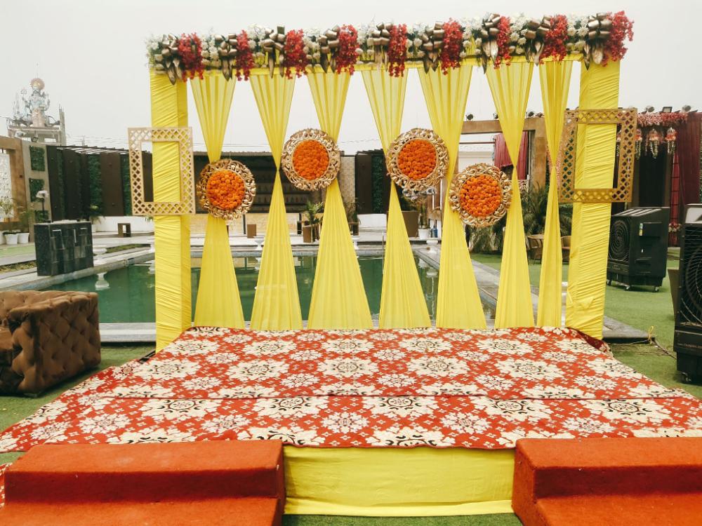 lavanya hotel near alipur delhi