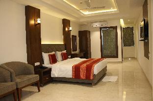 lavanya hotel near alipur delhi