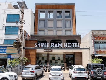 shree ram hotel