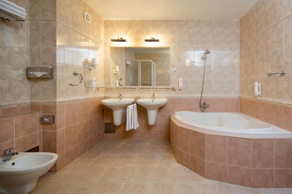 orea hotel palace zvon