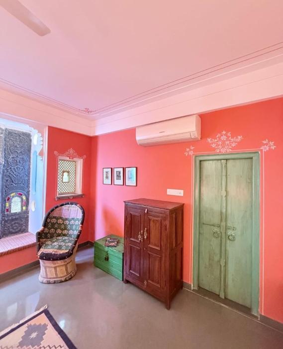 little garden guest house