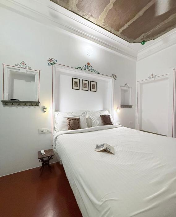 little garden guest house