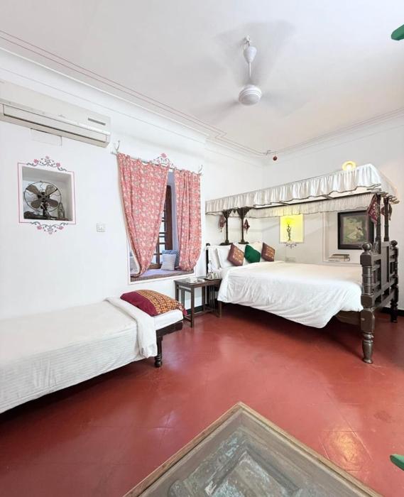 little garden guest house