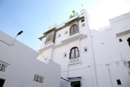 little garden guest house