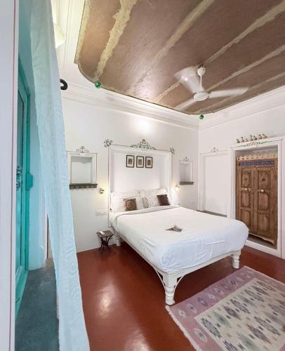little garden guest house