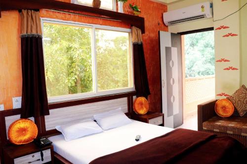 hotel raj palace