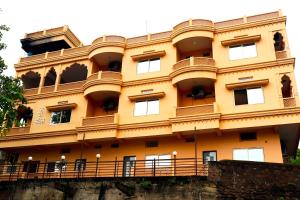 hotel raj palace