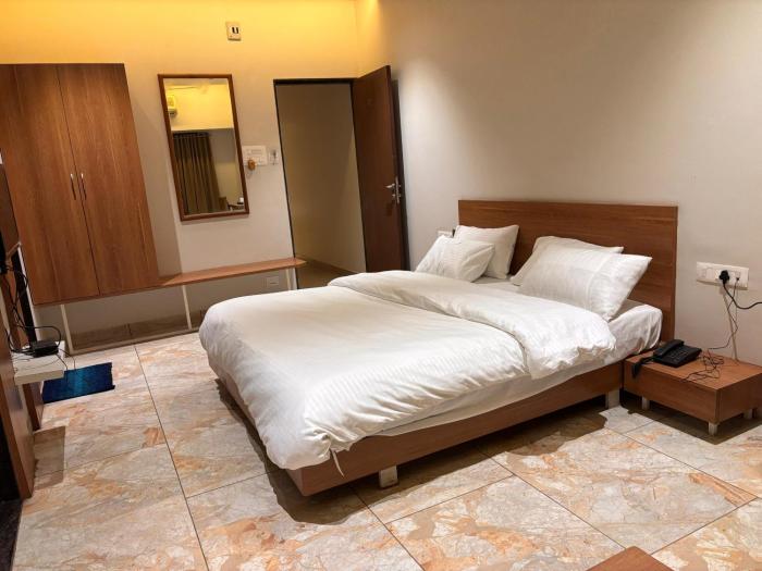 murli manohar residency