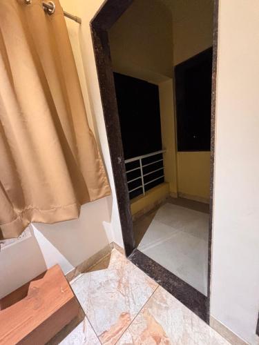 Murli Manohar Residency,,3 star