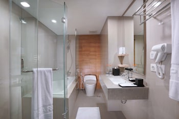 harper mt haryono by aston