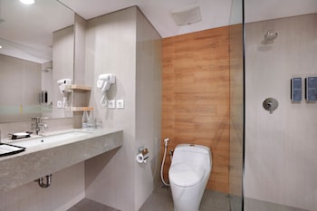 harper mt haryono by aston