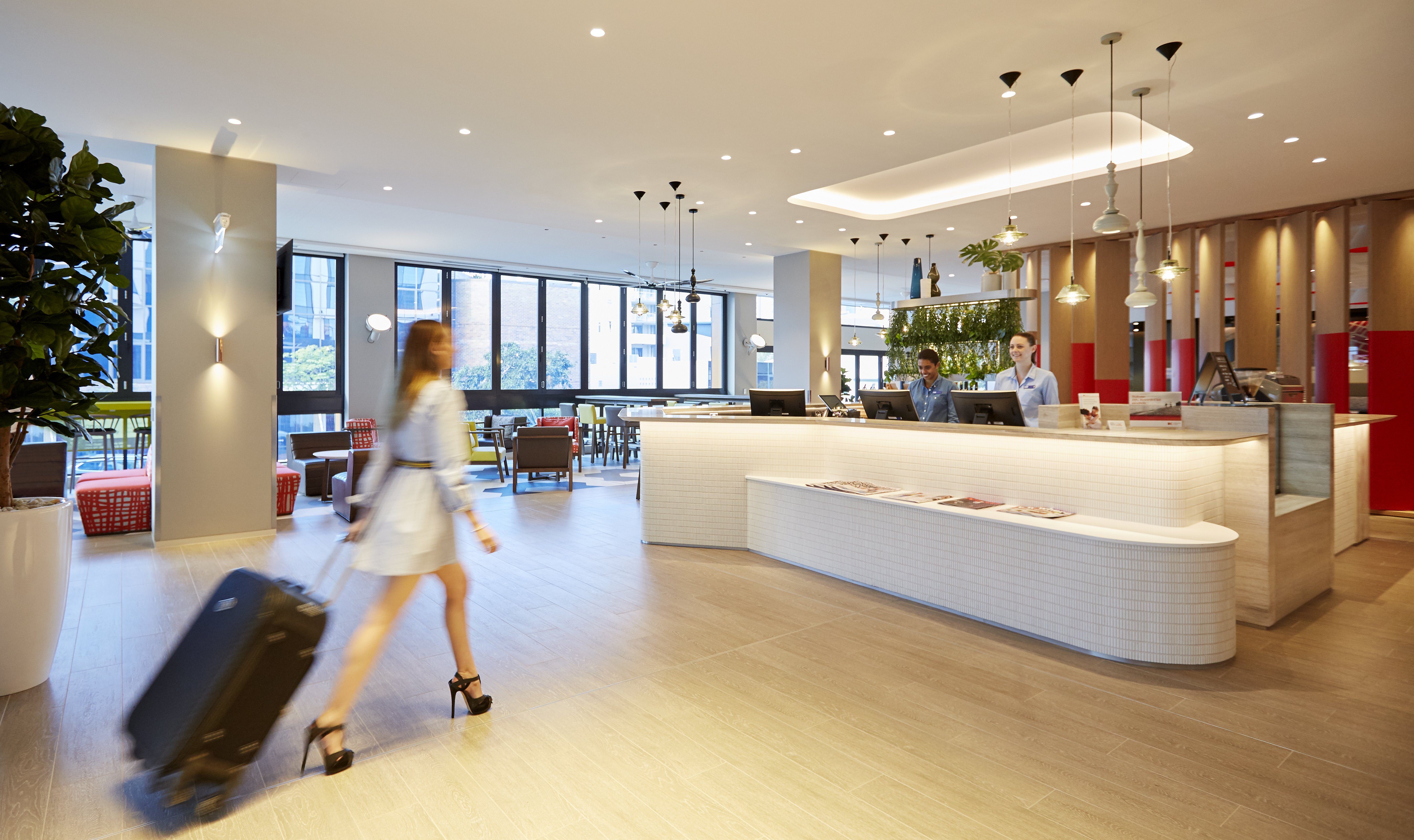 holiday inn express brisbane central by ihg