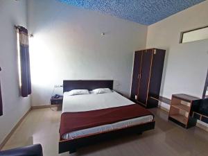 Savanur Deluxe Lodge,,3 star