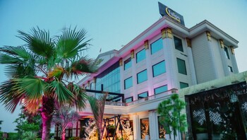 tulips resort