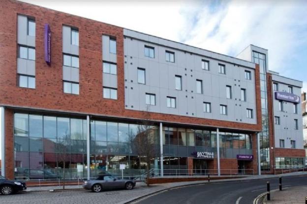 premier inn exeter city centre
