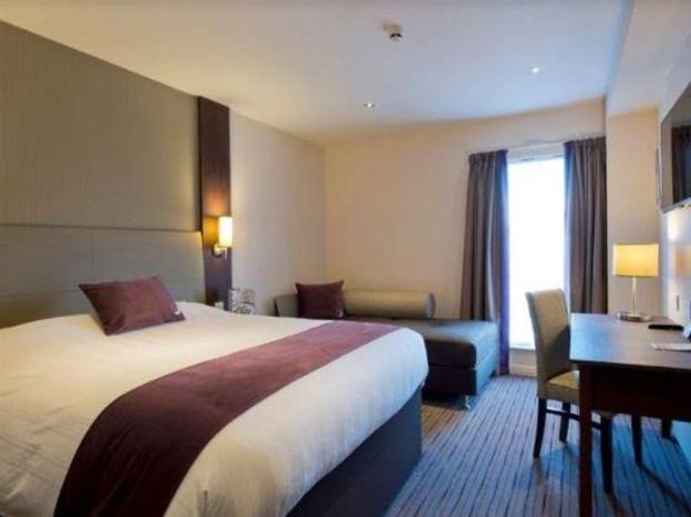 premier inn exeter city centre