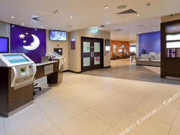 premier inn exeter city centre