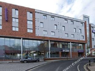 premier inn exeter city centre