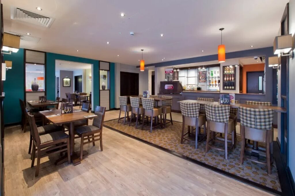 premier inn exeter city centre