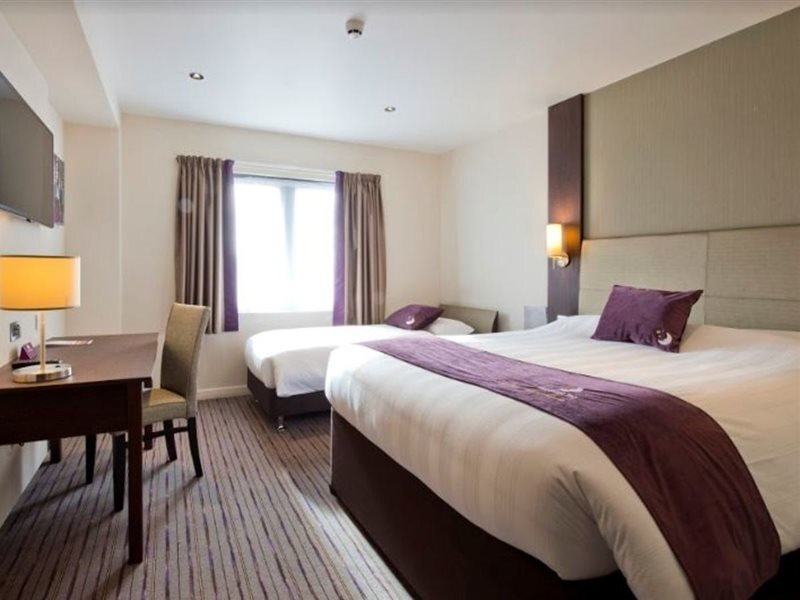 premier inn exeter city centre