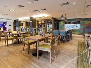premier inn honiton