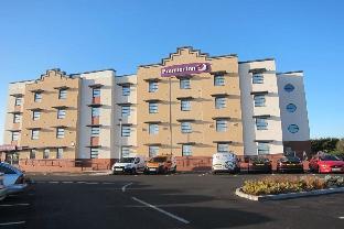 premier inn cleethorpes
