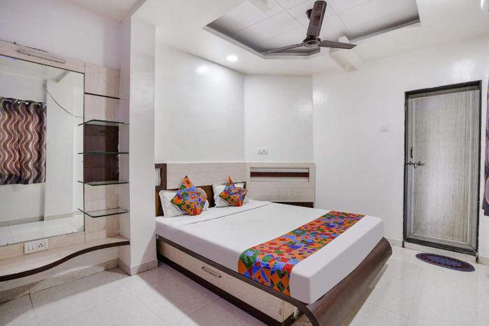 hotel sitara inn