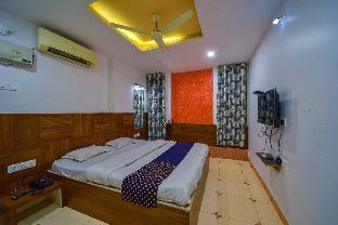 Hotel Anand Deluxe,Kadamwadi,3 star