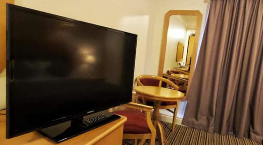 parkside international hotel