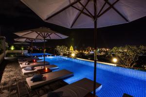 patio hotel and urban resort