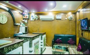 hotel mani international