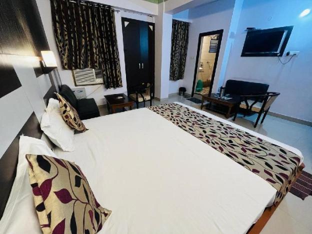 hotel mani international