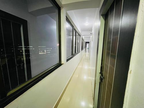 hotel mani international