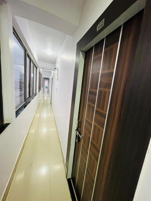 hotel mani international