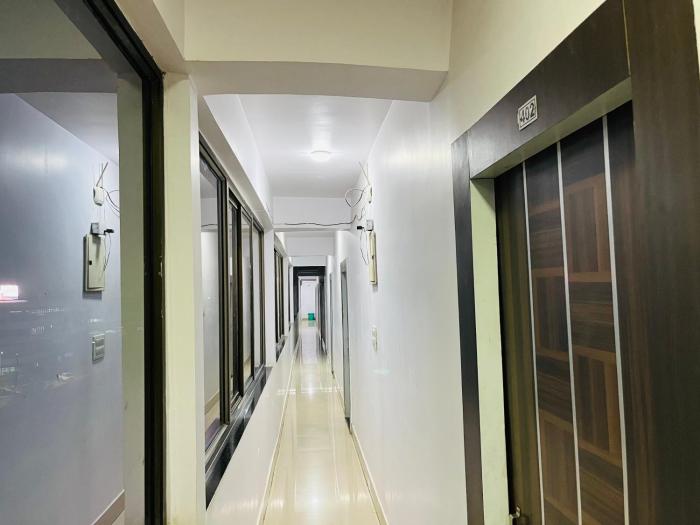 hotel mani international