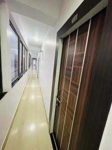 hotel mani international