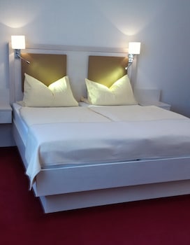 Hotel-Landgasthof Herzog,Barssel>>Apen,3 star