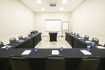 vinhedo plaza hotel