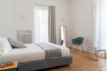brera apartments in san babila