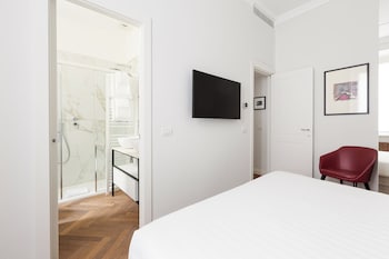 brera apartments in san babila