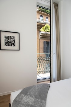 brera apartments in san babila