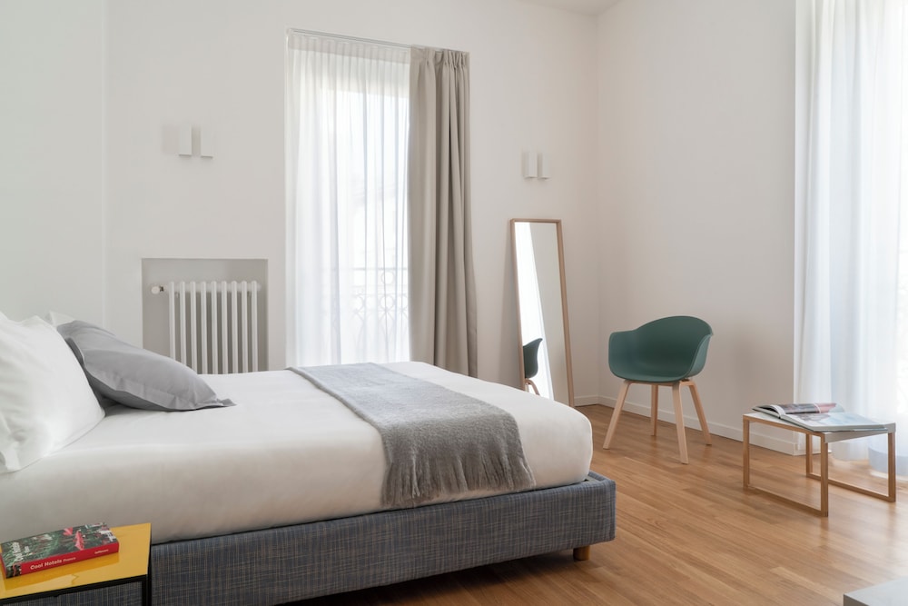 brera apartments in san babila