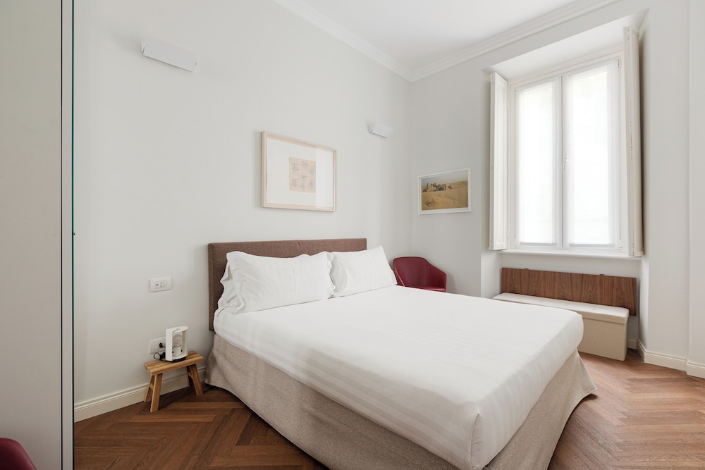 brera apartments in san babila