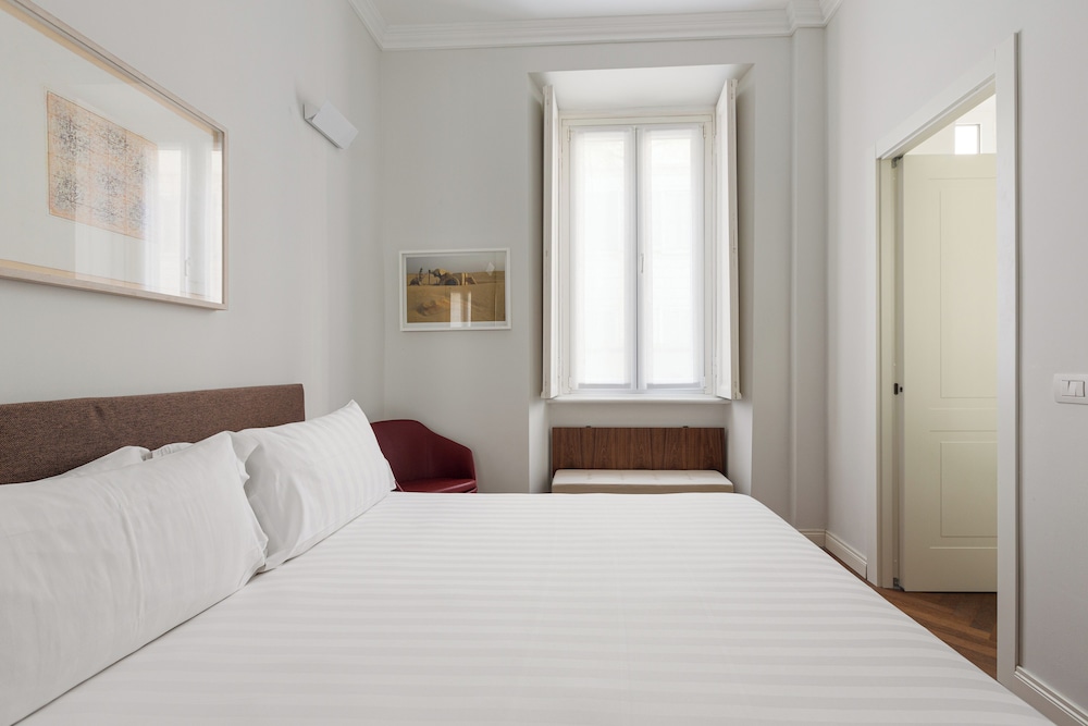 brera apartments in san babila