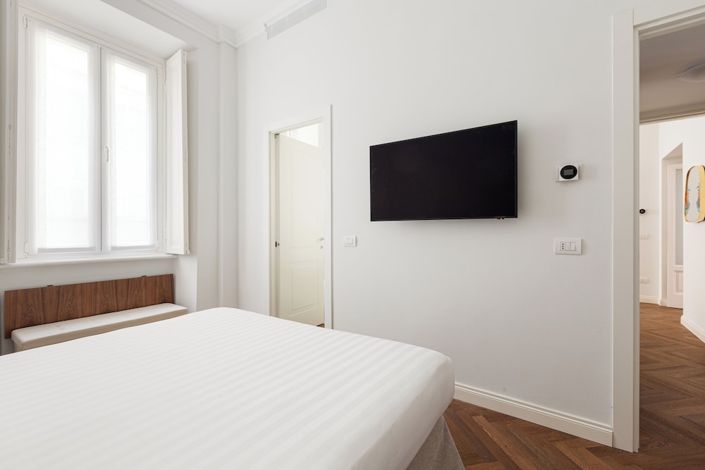 brera apartments in san babila