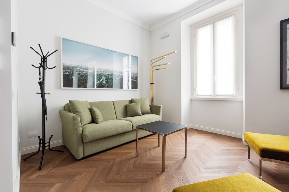 brera apartments in san babila