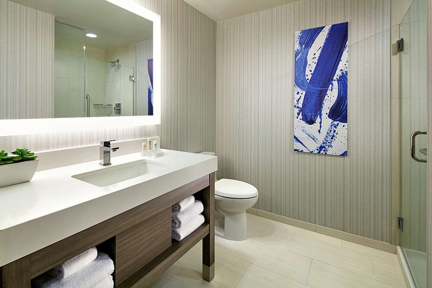 hilton garden inn san diego downtown bayside