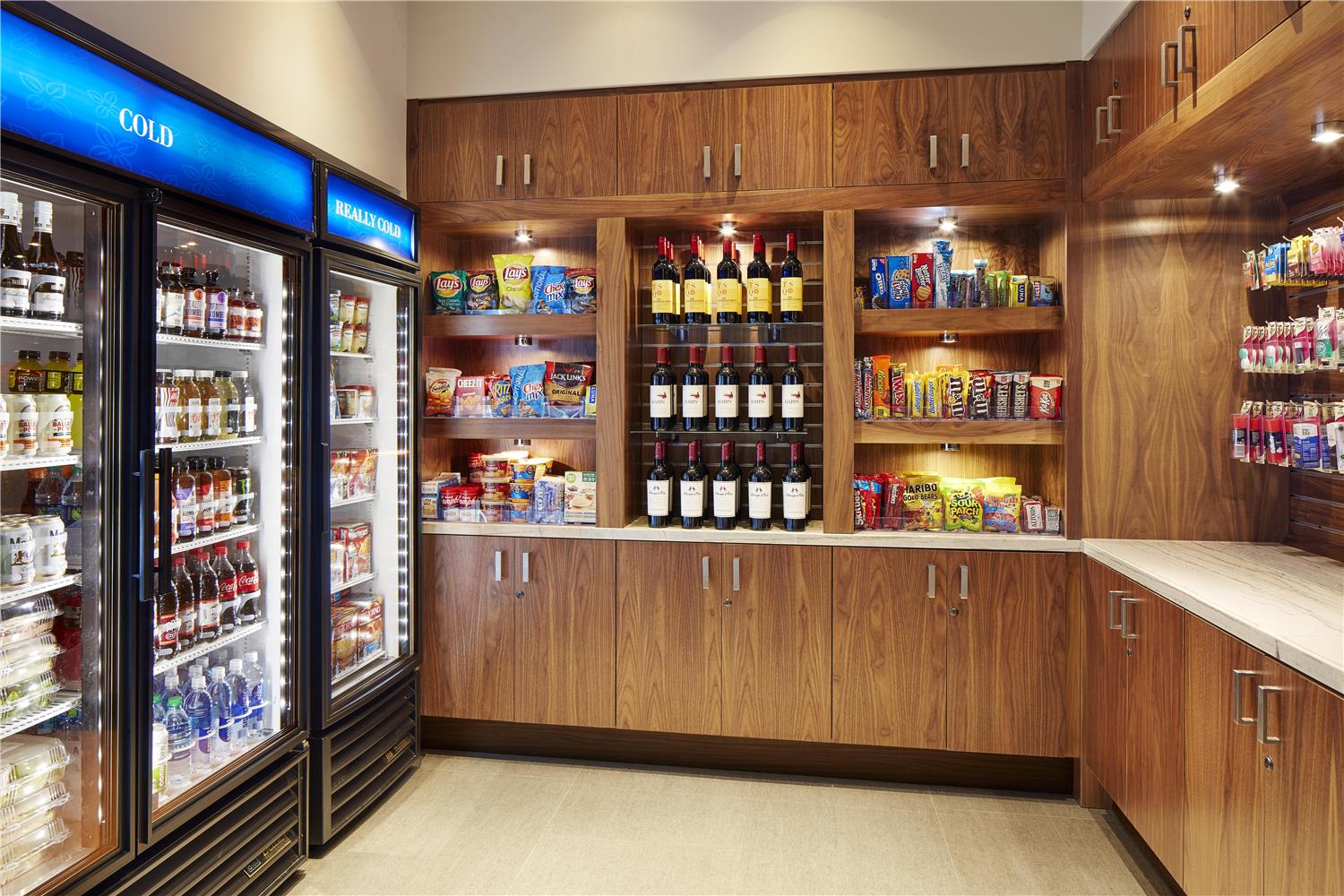 hilton garden inn san diego downtown bayside