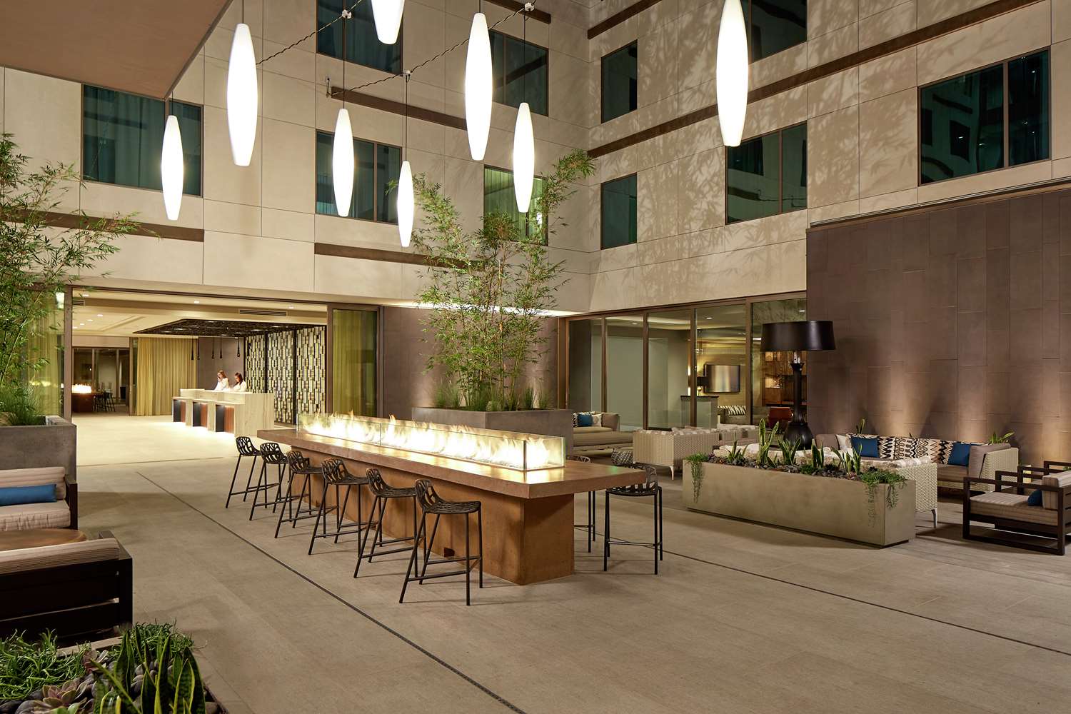 hilton garden inn san diego downtown bayside